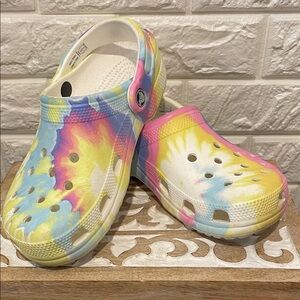 Tie Dyed 🐊 Crocs